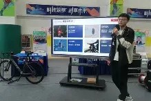 易游体育集团-包含长袖摆钩！队员技艺高超，向对手发起挑战的词条