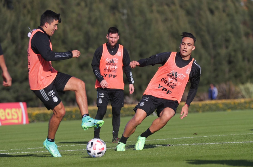 阿根廷球队接受特训备战国际比赛 阿根廷球队接受特训备战国际比赛