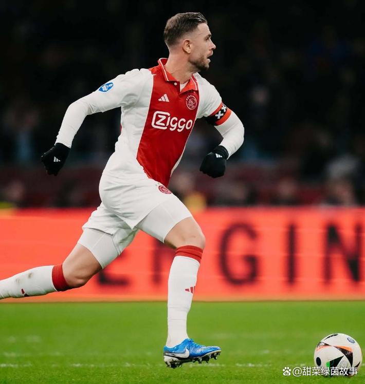 包含阿贾克斯小将在荷甲踢出分钟助攻创纪录的词条